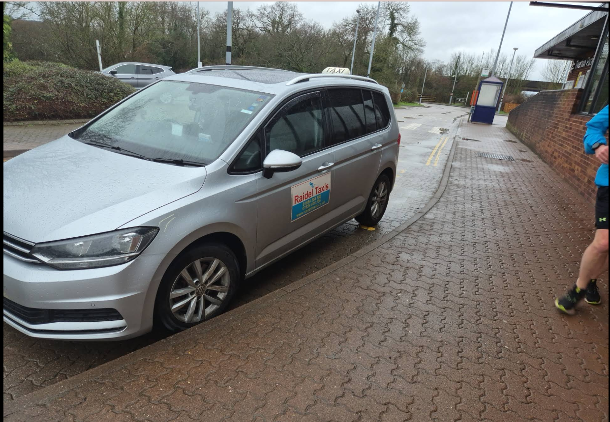 Taxi Exterior